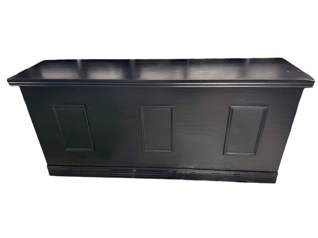 Classic Black Bar