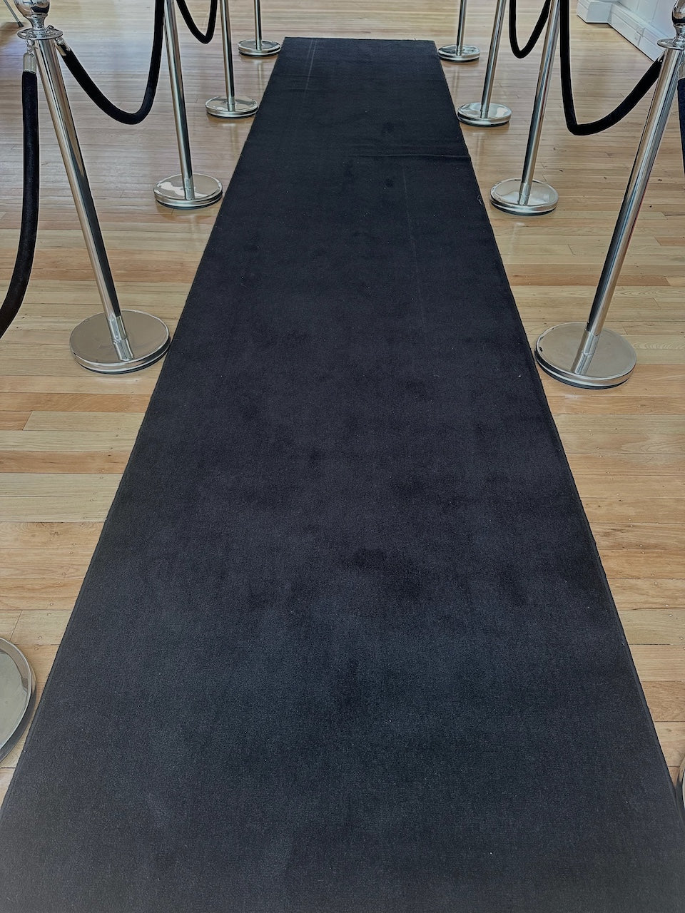 Black Aisle Carpet Runner Hire