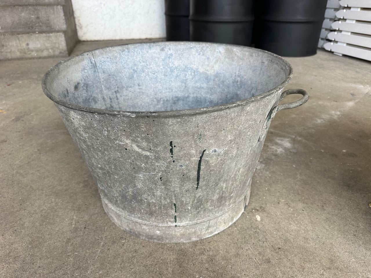 Galvanised Steel Bottle / Ice Bins