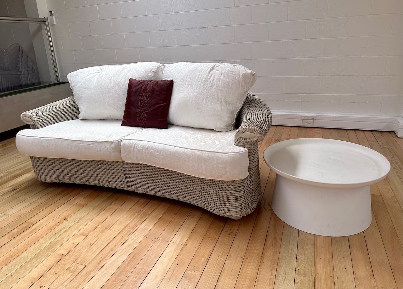 Comfy White Cane Sofa - Seats: 4 - 5