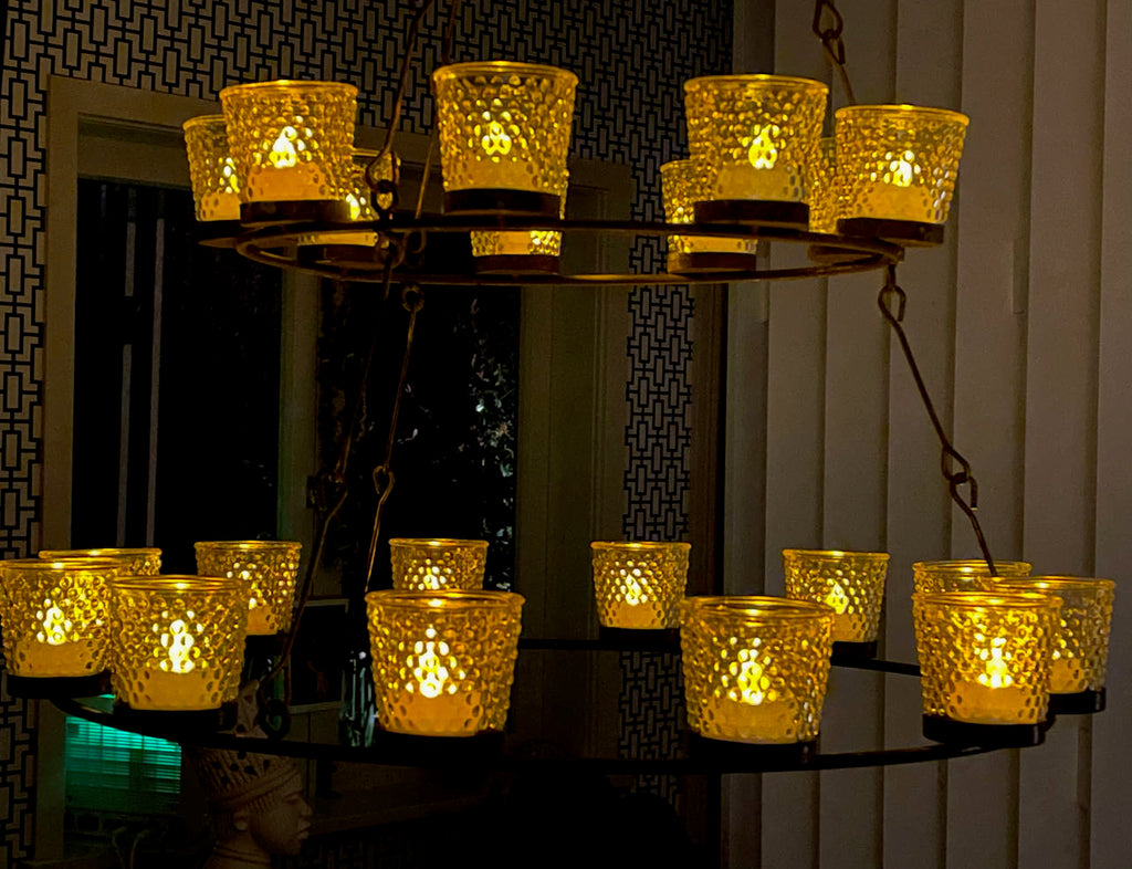 Double-Tier Clear Glass Tea Light Chanderlier Hire