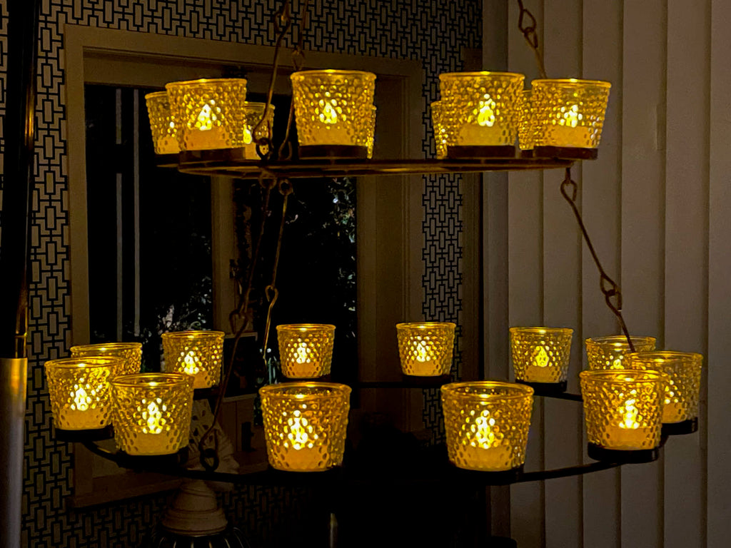 Double-Tier Clear Glass Tea Light Chanderlier Hire