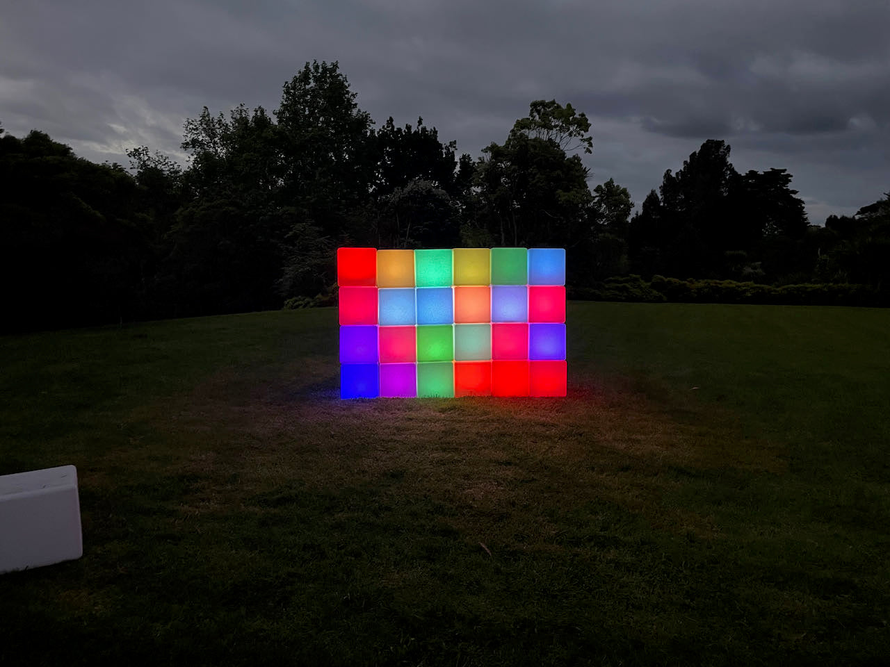 LED Glow Cube Dia: 43cm