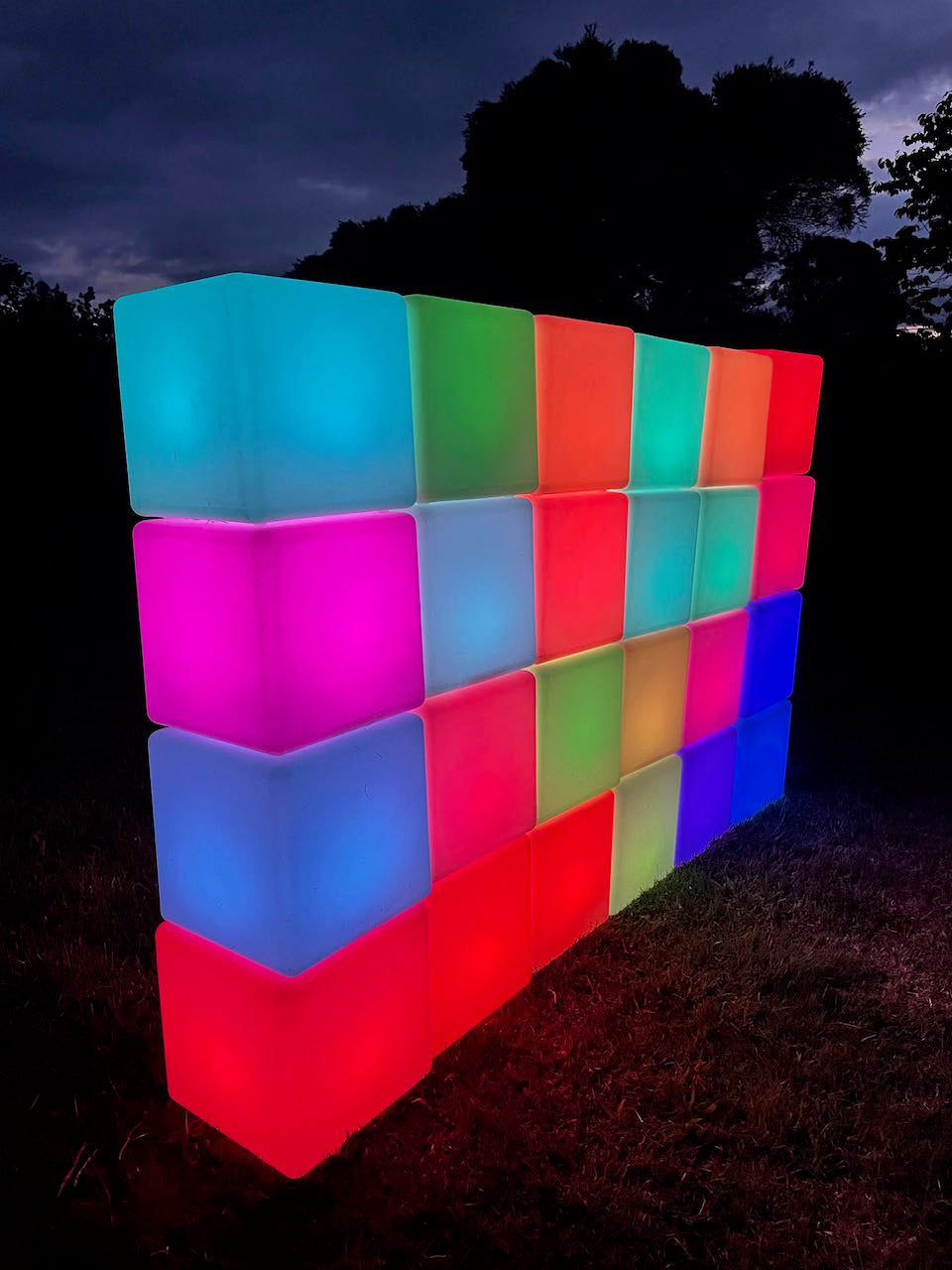 LED Glow Cube Dia: 43cm