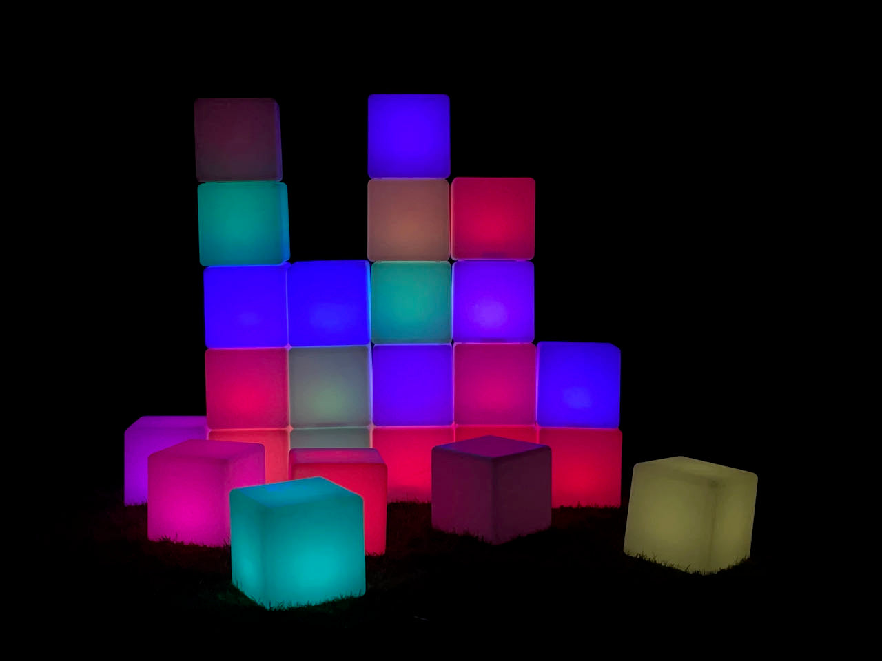 LED Glow Cube Dia: 43cm