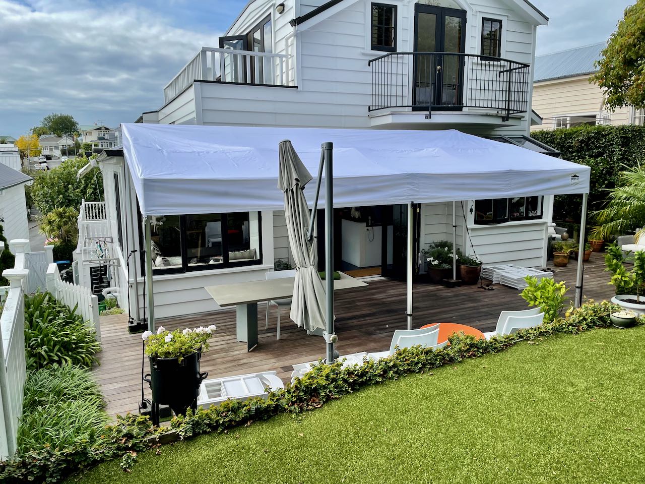 5.7x2.7m KNE Awning Canopy (Sloped Roof)