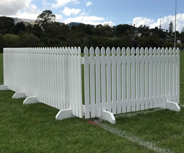 2m White Wooden Picket Fencing Hire - L:2m / H: 900